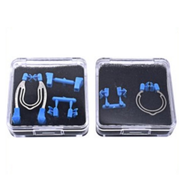 Clip de matrices seccionales dentales