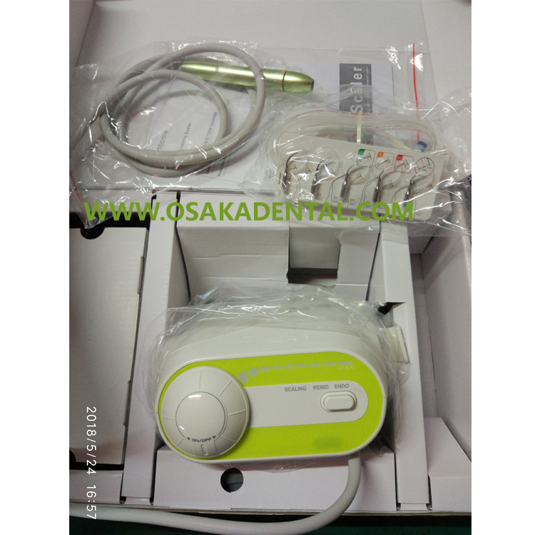 Escalador ultrasónico dental Control inalámbrico Agua automática LED Pieza de mano tipo sellado o tipo desmontable