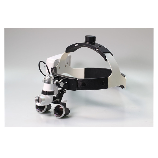 Nueva lupa de diadema dental con luz