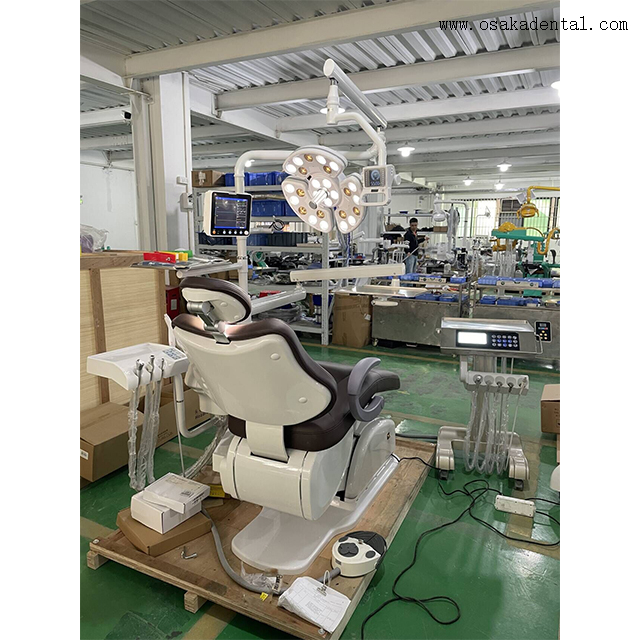 Sillón dental de lujo con cirugía de implante dental.