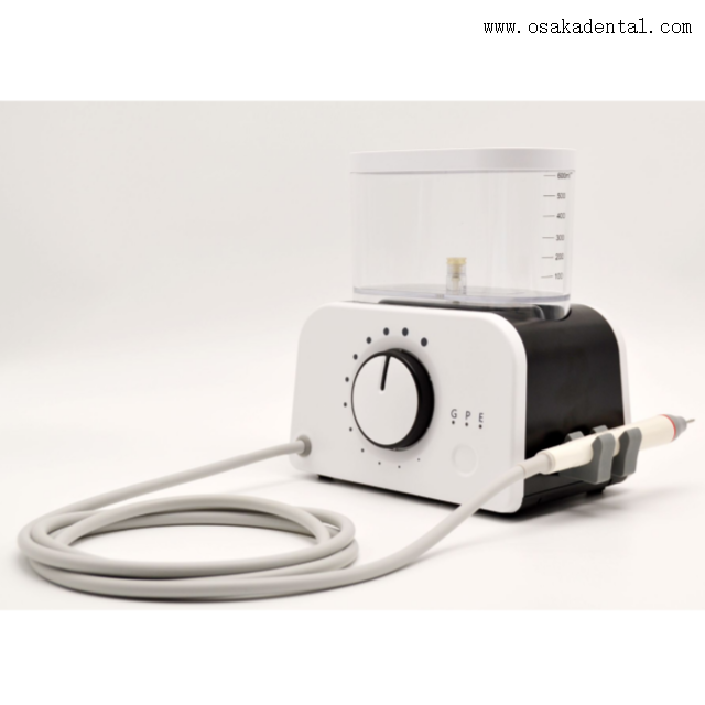 Escalador dental con pieza de mano y botella LED