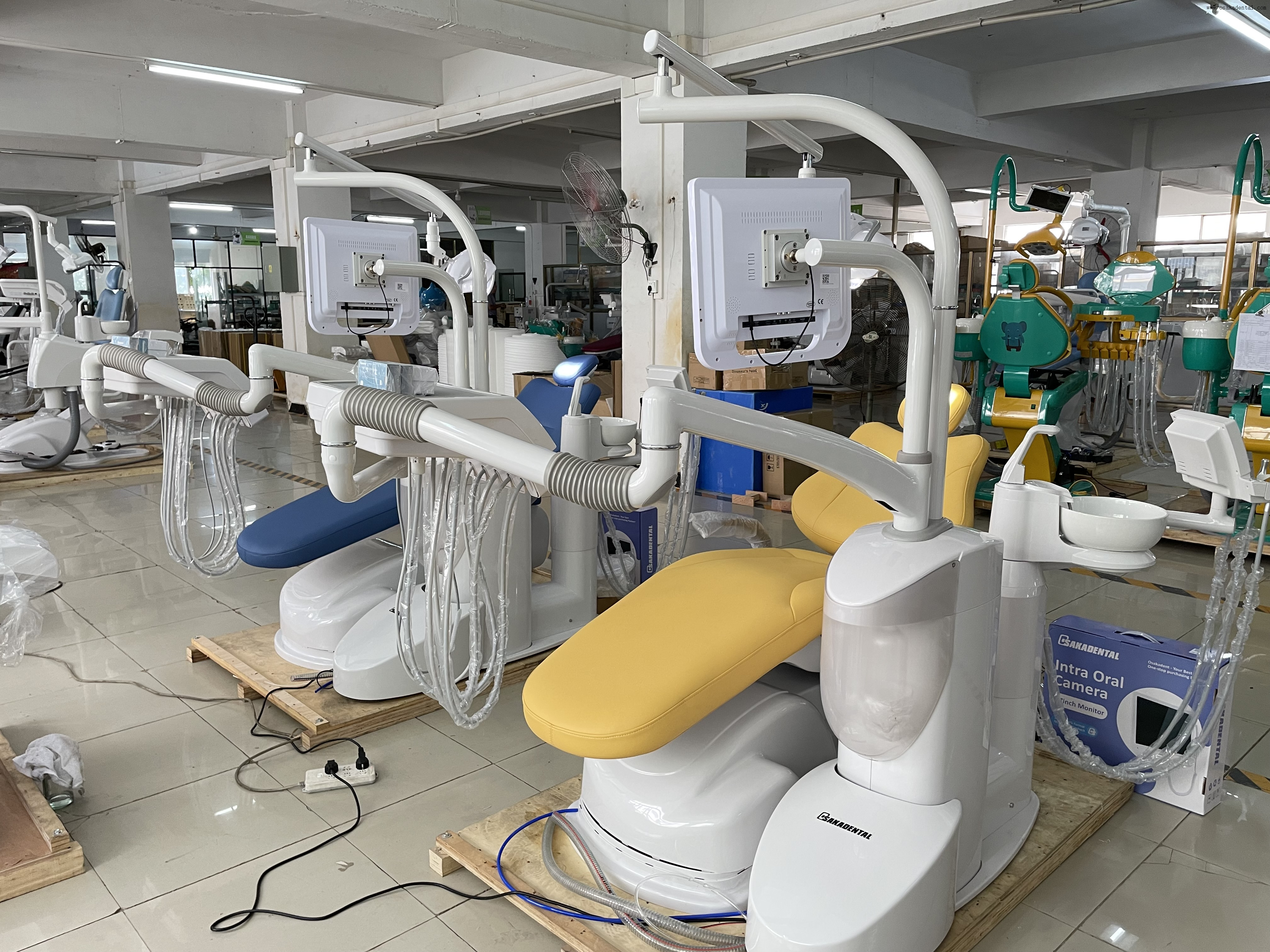 El equipo de sillón dental más avanzado proporciona una experiencia de tratamiento cómoda.