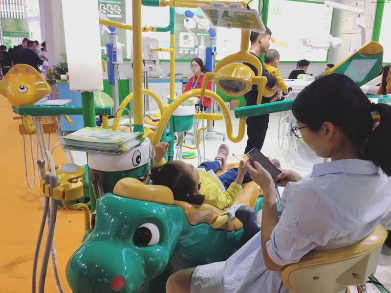 Unidad de sillón dental de diseño especial para niños