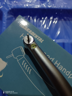 Pieza de mano LED dental profesional con función antirretracción y pulverización de 4 orificios