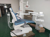Sillón de tratamiento dental integrado por LED con iluminación ajustable para procedimientos de precisión