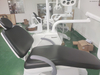 Sillón dental de alta calidad con luz LED avanzada y pedal multifuncional