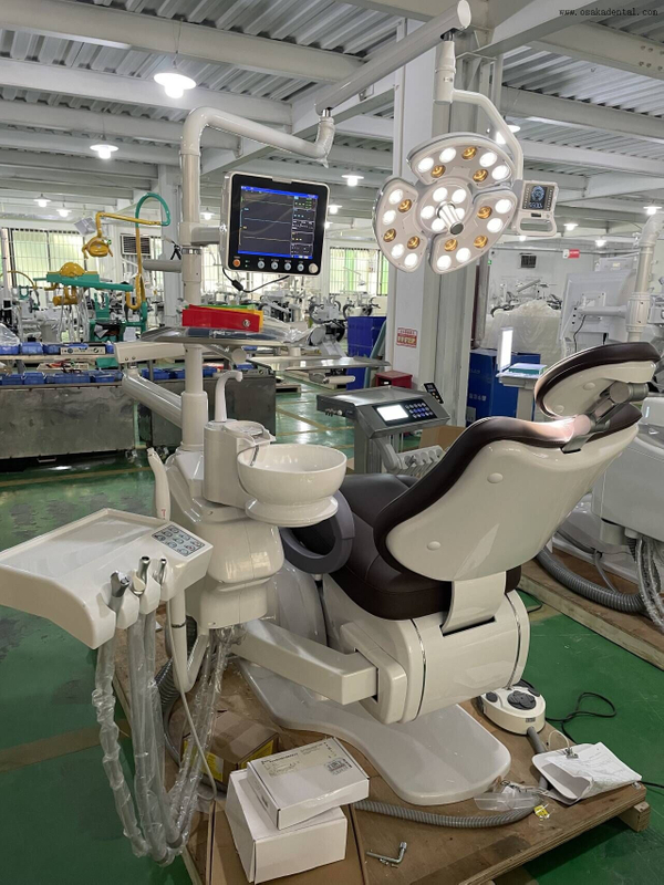 Los beneficios del uso de luces LED en la cirugía de implantes dentales