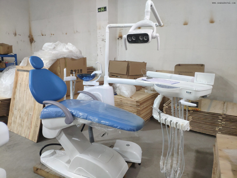 Sillón dental de alta resistencia con diseño ergonómico para procedimientos clínicos avanzados