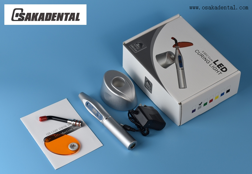Cuerpo de plástico económico 1200mw / cm² Luz de curado dental