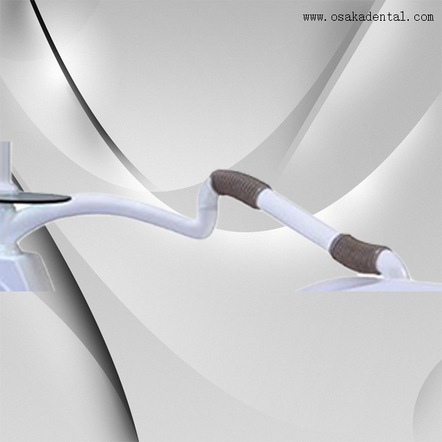 El vinilo cubre la silla dental de cuero con el material dental del alginato del taburete del dentista