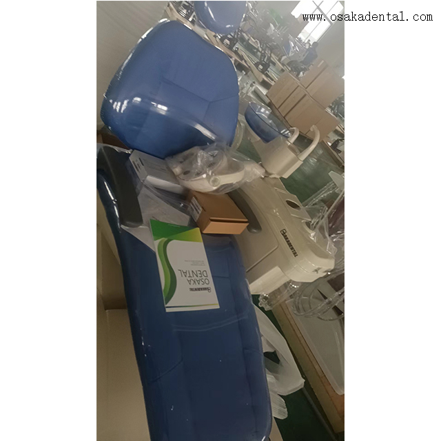 Sillón dental con carro móvil y diseño ergonómico