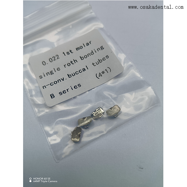 Tubo bucal de ortodoncia dental con número.