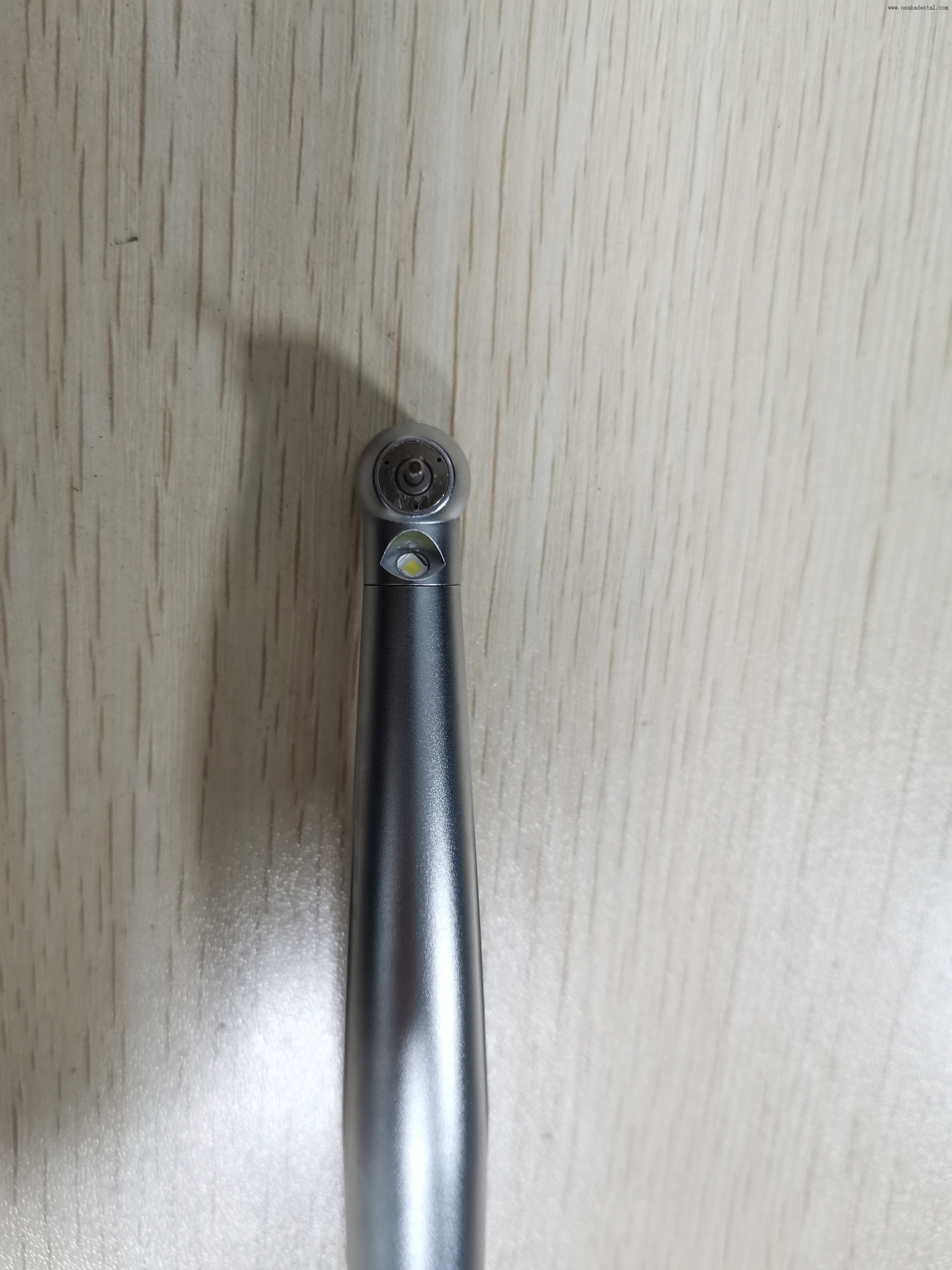 Pieza de mano dental de alta velocidad con pieza de mano dental con botón pulsador del generador de luz E