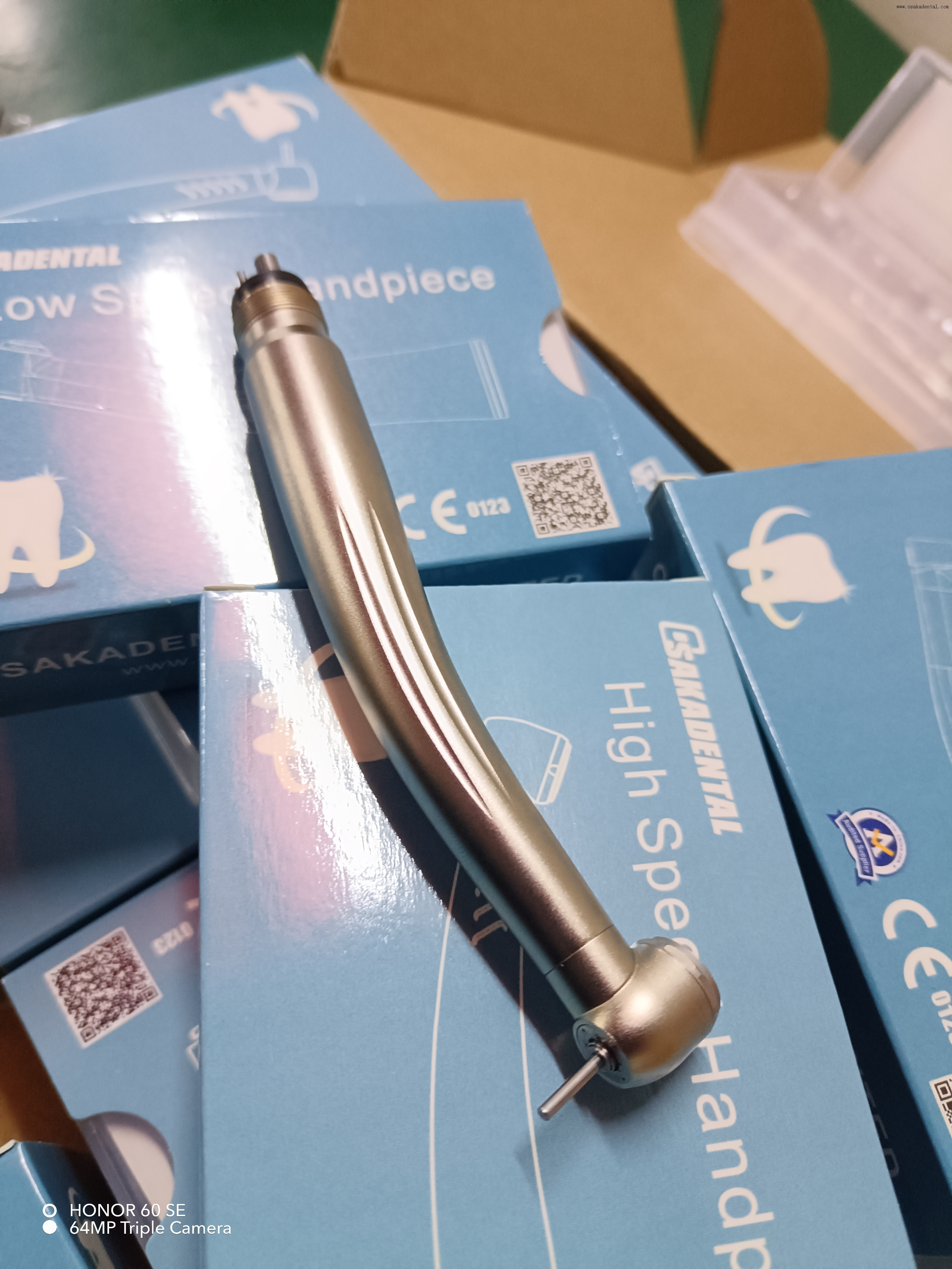 Optimización de la precisión en odontología restauradora: análisis del rendimiento de piezas de mano dentales modernas de alta velocidad