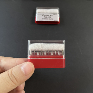 Fresas de diamante para uso en pulido en clínica dental