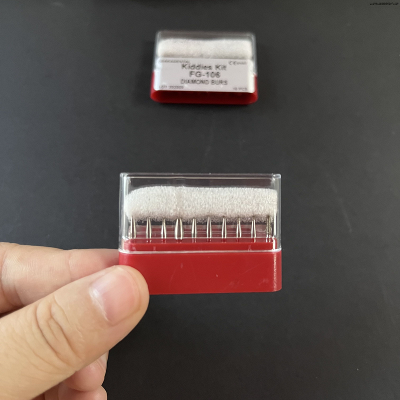 Fresas de diamante para uso en pulido en clínica dental