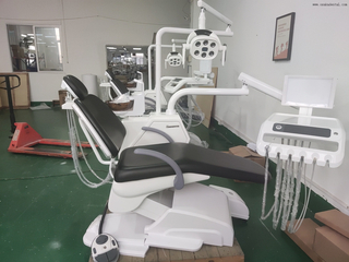 Sillón dental de alta calidad con luz LED avanzada y pedal multifuncional