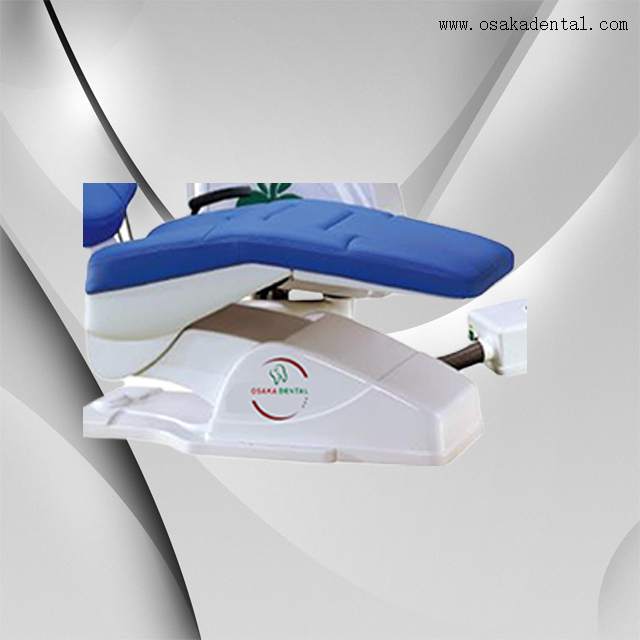 El vinilo cubre la silla dental de cuero con el material dental del alginato del taburete del dentista