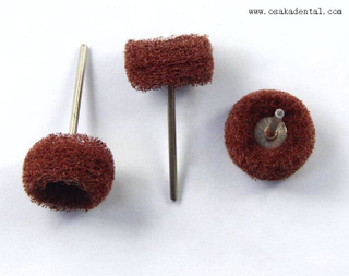 Cepillo de pulido dental con mandril para uso en laboratorio dental
