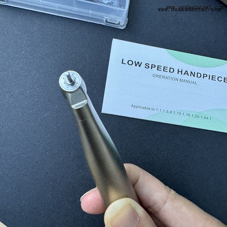 Dental 1:4.2 fibra óptica quirúrgica contraángulo cuerpo de titanio Spray interno OSA-R204-L