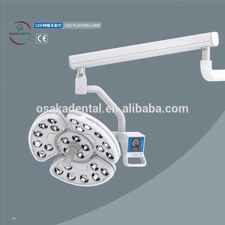Se instala una lámpara de siembra de 26 LED bombillas sin sombra Dental LED en la pared