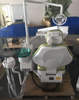 Sillón dental eléctrico cómodo del sistema completo con la unidad dental ajustable en altura