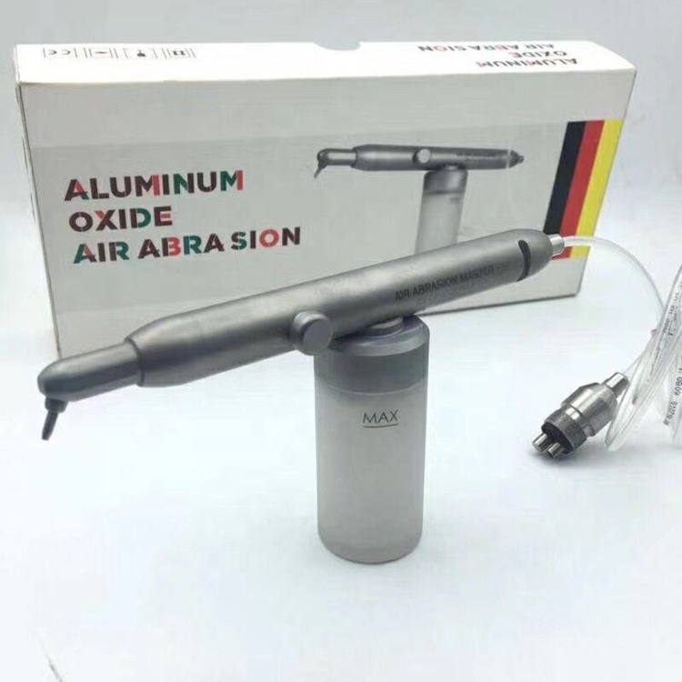 Una pulidora de aire profiláctica de óxido de aluminio