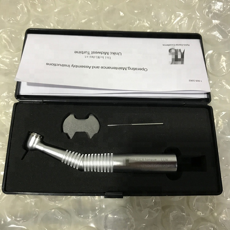 Una turbina dental de alta velocidad de fibra óptica 660B Led Handpiece con conector rápido