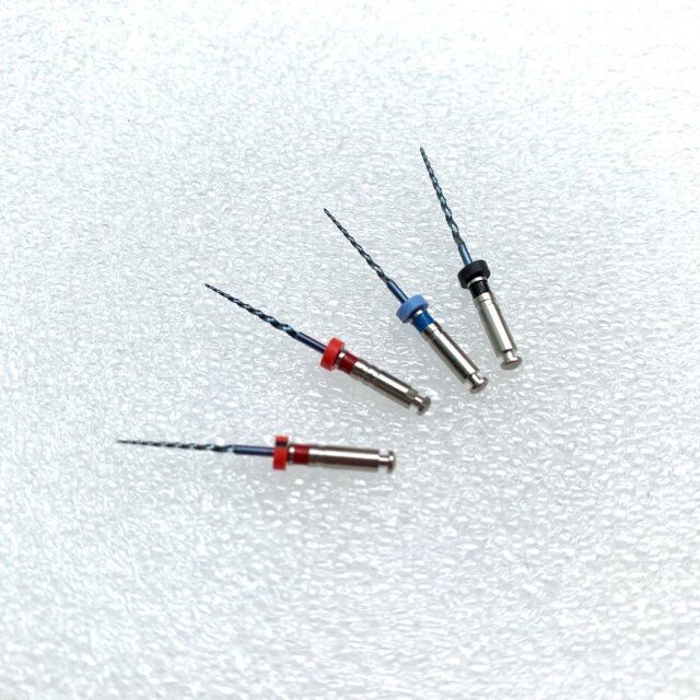 Un nuevo archivo de Blue Protaper Kids para niños