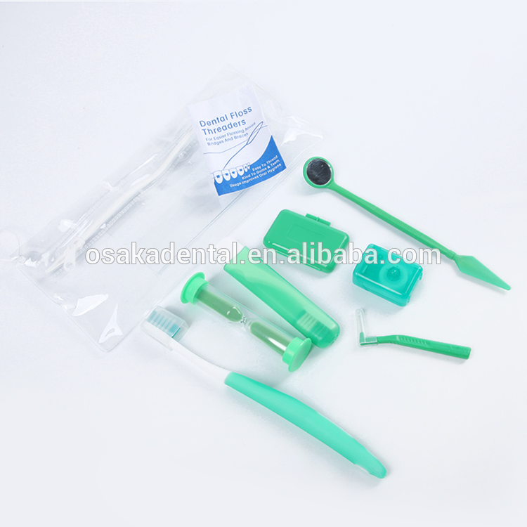 Un kit de ortodoncia dental con cepillo y espejo